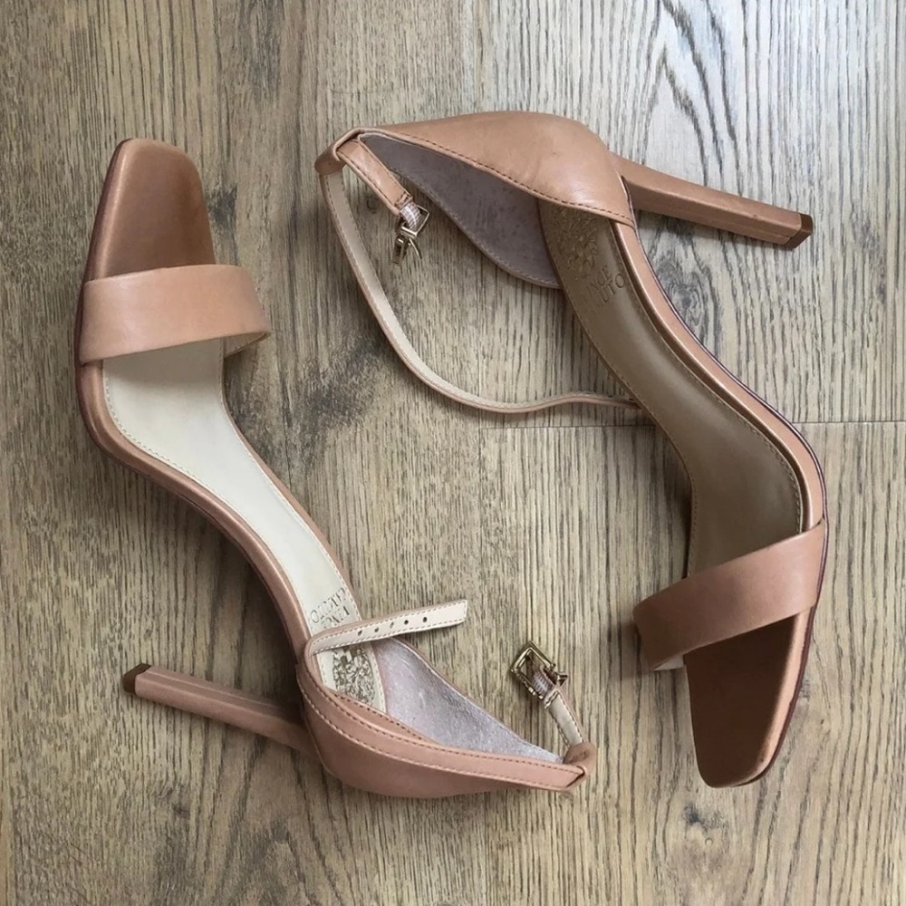 Vince Camuto nude heels